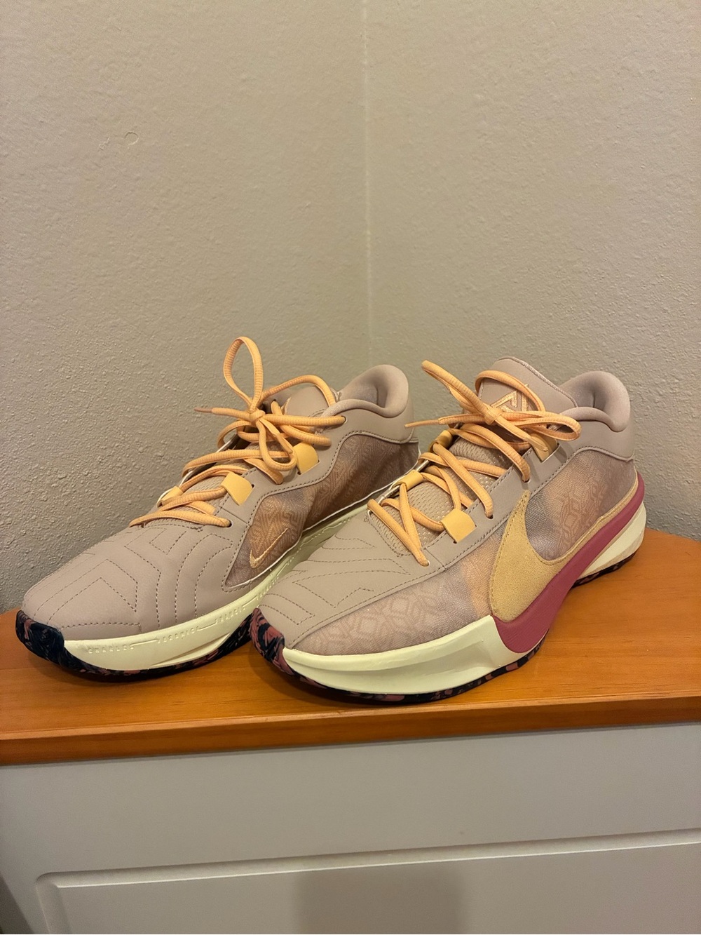 Nike Tan and Peach Casual Training Shoes